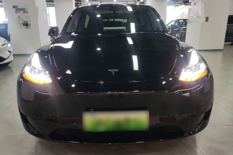 Tesla Model Y 2022 — 2