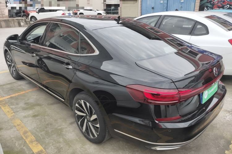 Volkswagen Passat 2022 — 4