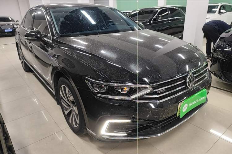 Volkswagen Magotan GTE 2022 — 3