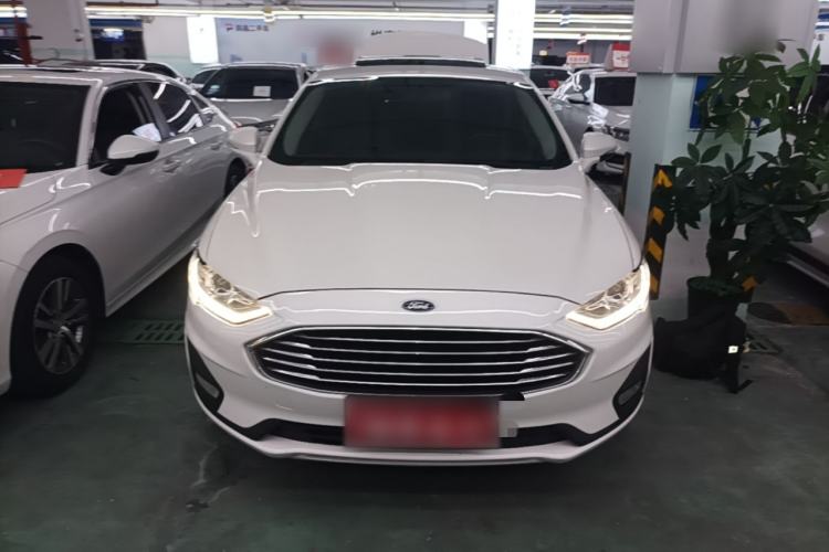 Ford Mondeo 2020 — фото 2