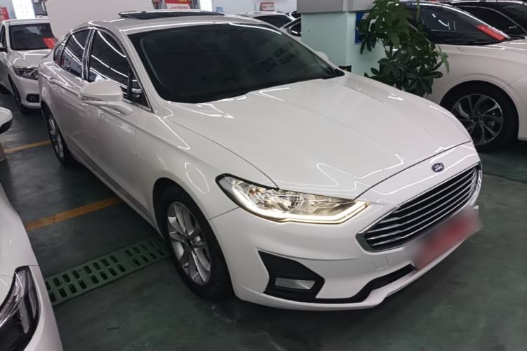 Ford Mondeo 2020 — фото 3
