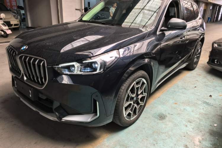 BMW X1 2023 — фото 1