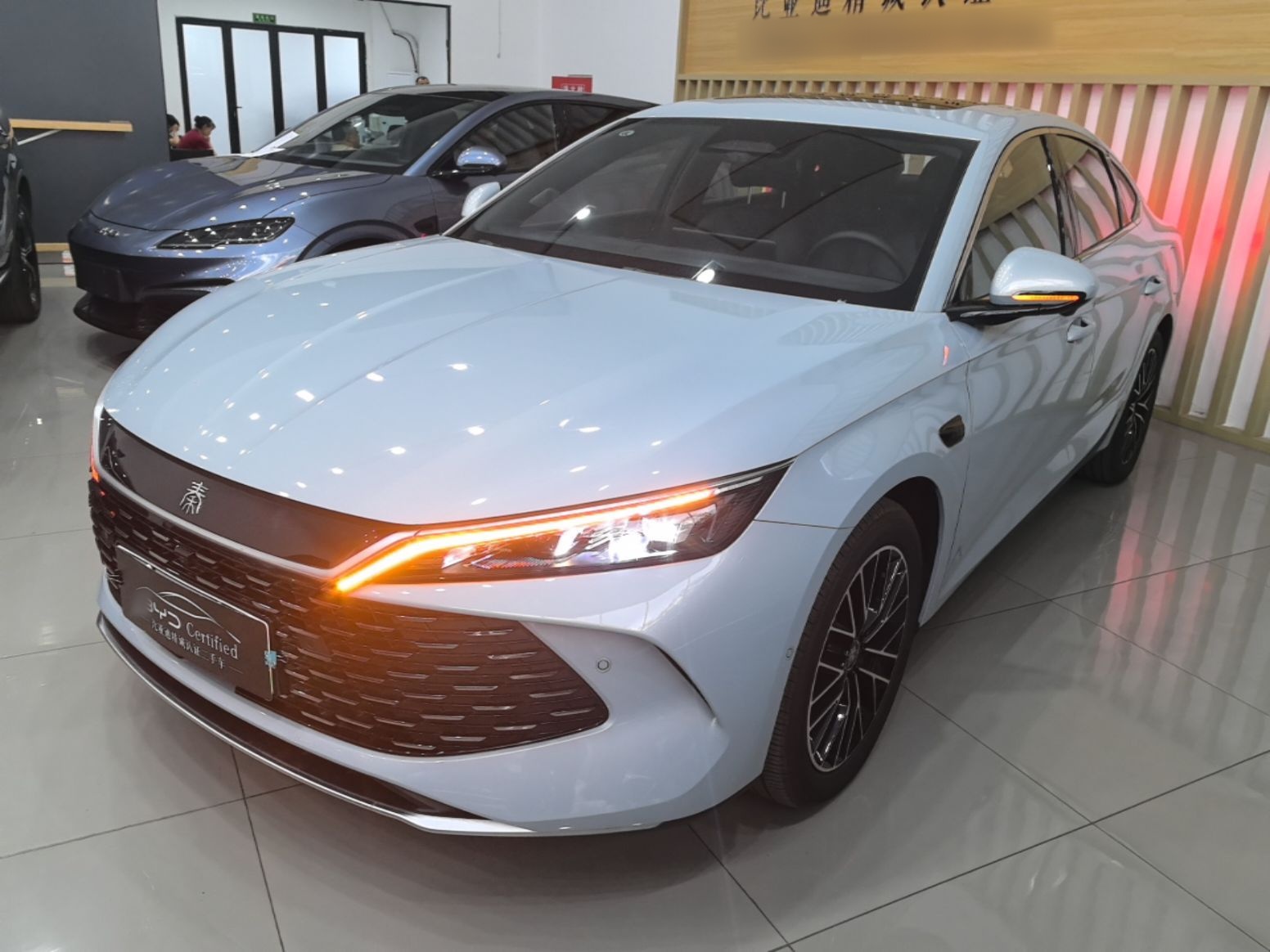 BYD Qin L 2025 — фото 1