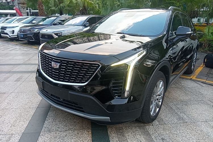 Cadillac XT4 2023 — фото 1