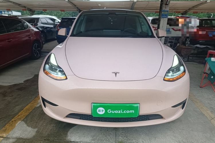Tesla Model Y 2022 — 2