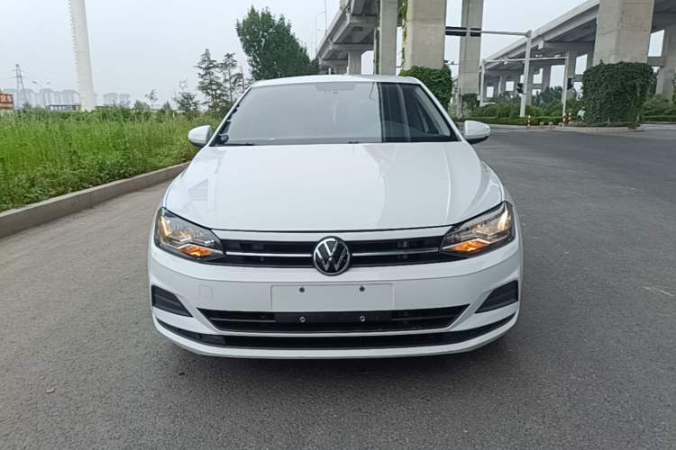 Volkswagen Polo 2023 — 2