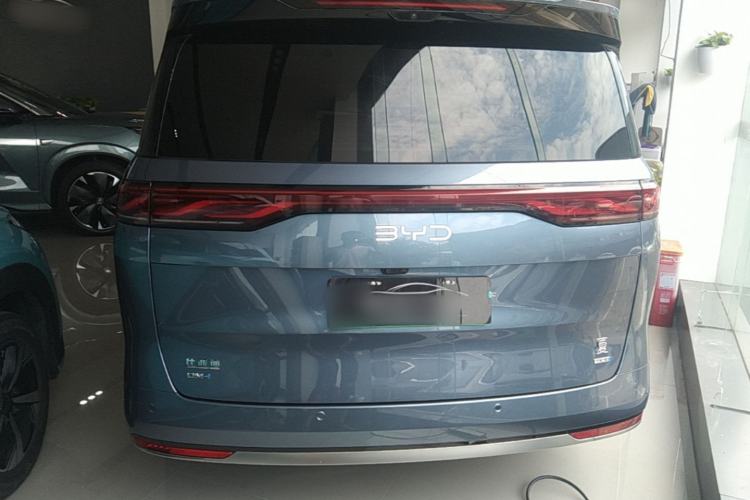 BYD Xia 2025 — 5