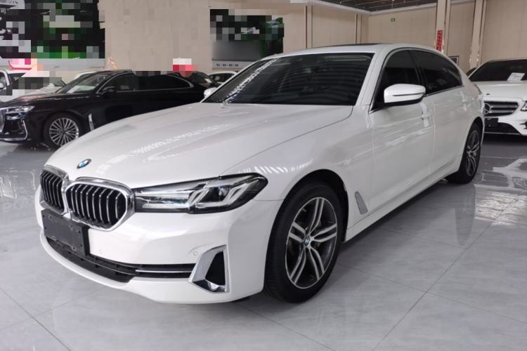 BMW 530Li 2022 — фото 1
