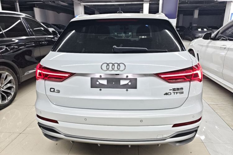 Audi Q3 2021 — 5