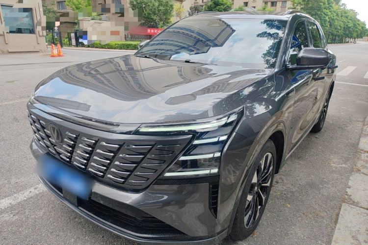 ChangAn CS75 PLUS 2025 — фото 1