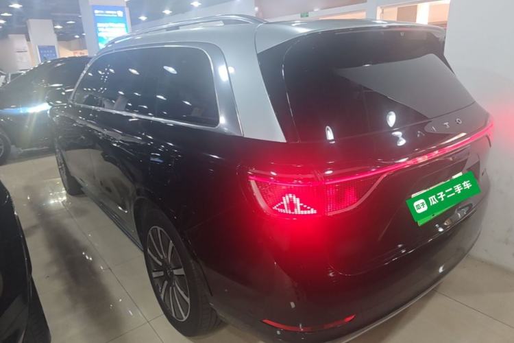 AITO M9 2024 — 4