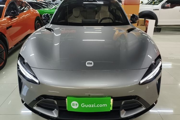 Xiaomi YU7 2025 — 2