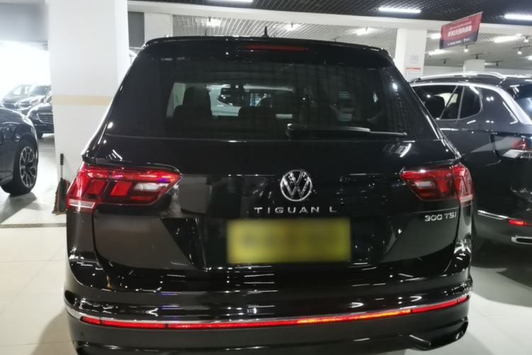 Volkswagen Tiguan L 2025 — 5