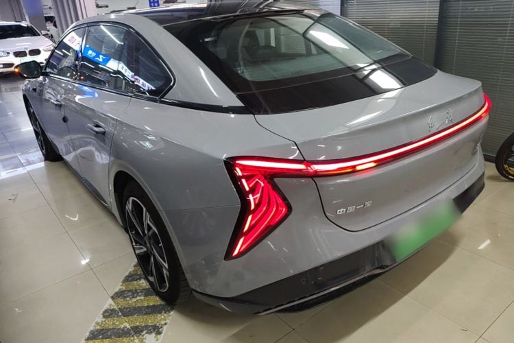Hongqi EH7 2024 — 4