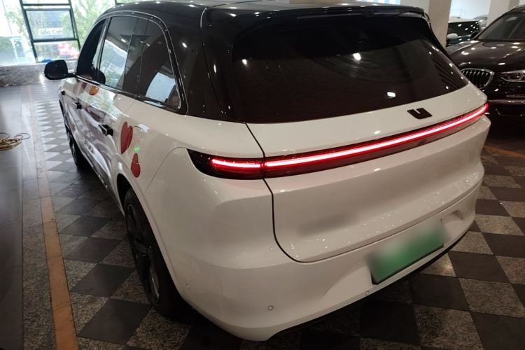 Li Auto L6 2024 — 4