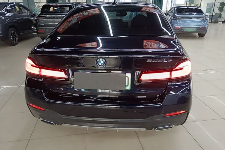 BMW 535Le 2022 — 5