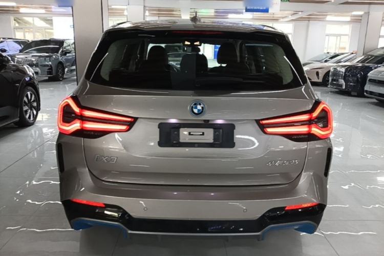 BMW iX3 2021 — фото 5