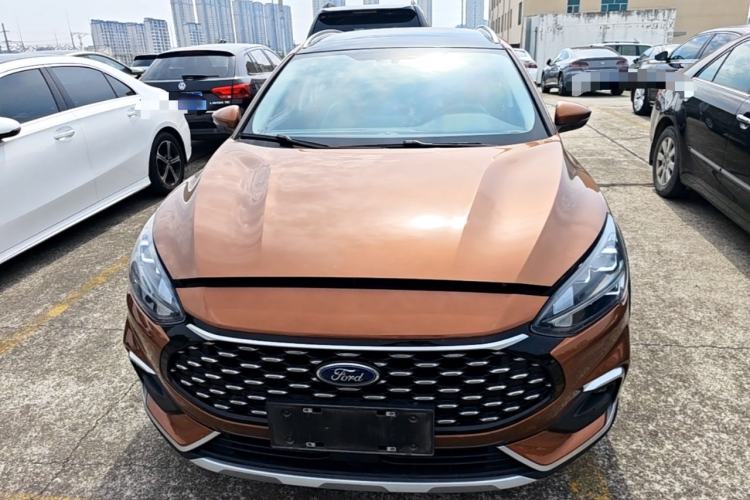 Ford Focus 2021 — 2