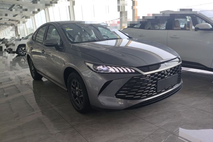 BYD Qin Plus 2025 — фото 3