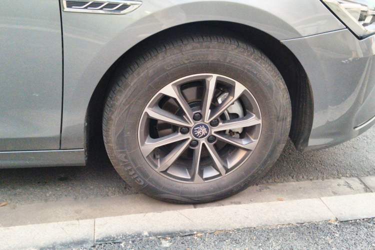 BYD Qin Plus 2023 — 5