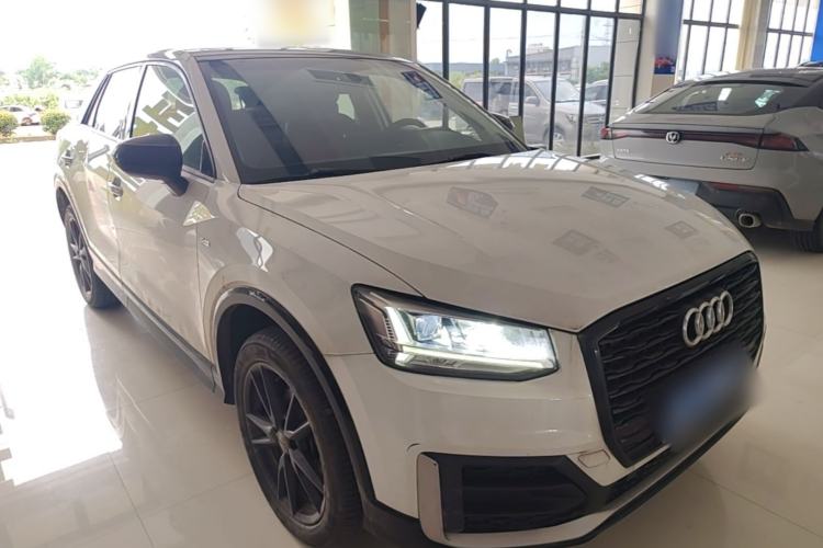 Audi Q2L 2021 — 3