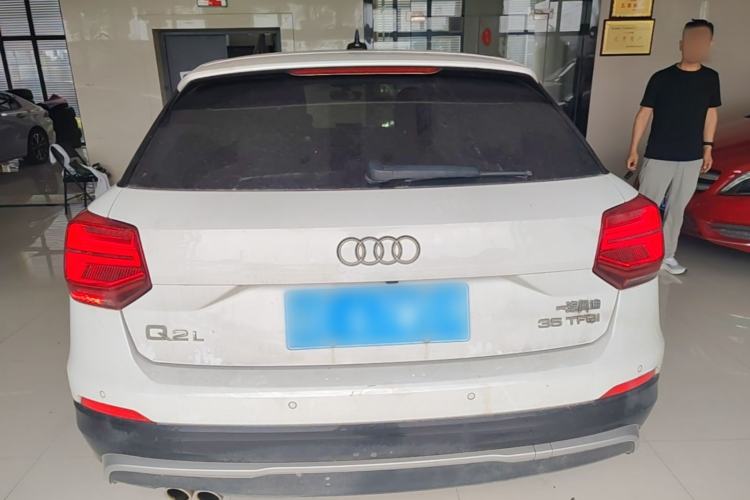 Audi Q2L 2021 — 5