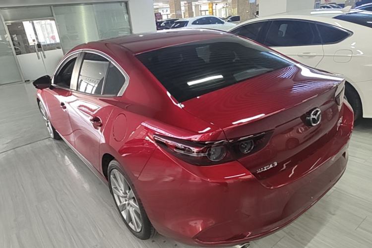 Mazda Mazda 3 2021 — 4