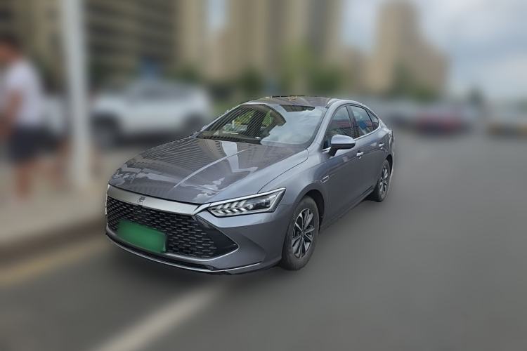 BYD Qin Plus 2023 — фото 1