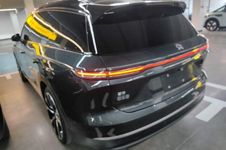 NIO ES8 2024 — 4