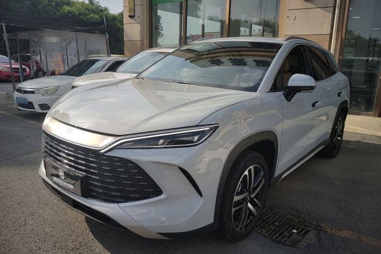 BYD Song L DM-i 2024 — фото 1