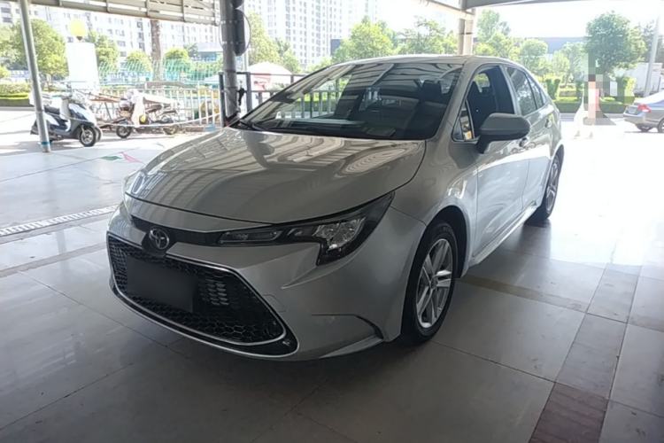 Toyota Corolla 2021 — фото 1