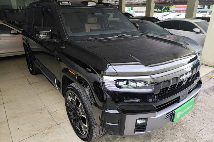 Leapmotor Leopard 8 2025 — 3