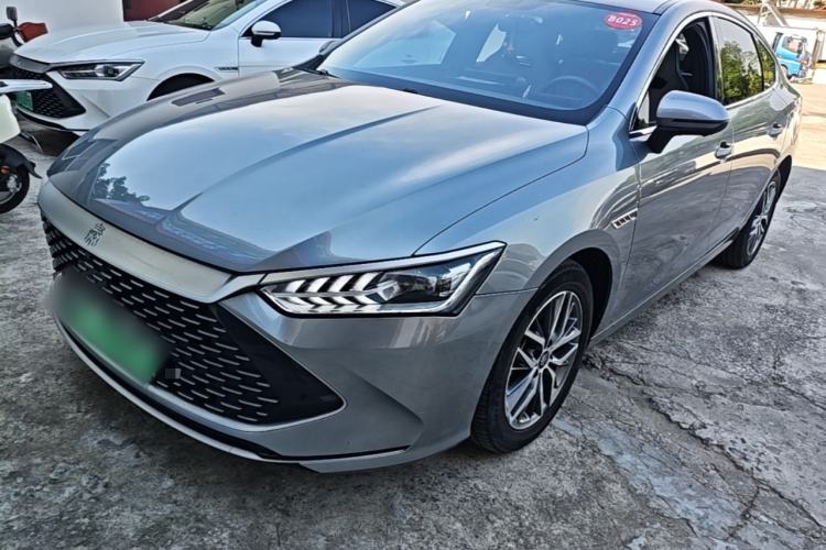 BYD Qin PLUS 2023 — фото 1