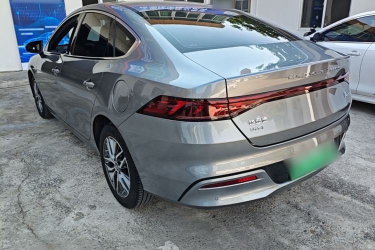 BYD Qin PLUS 2023 — фото 4