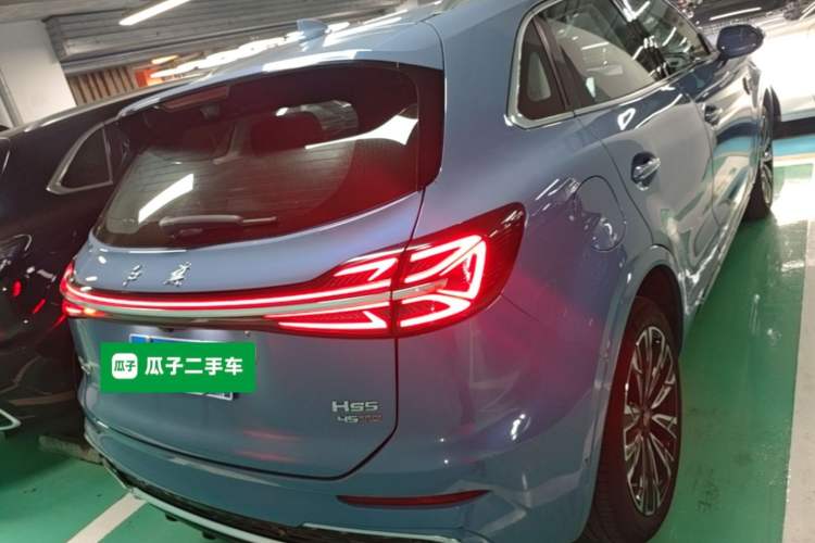 Hongqi HS5 2023 — 5