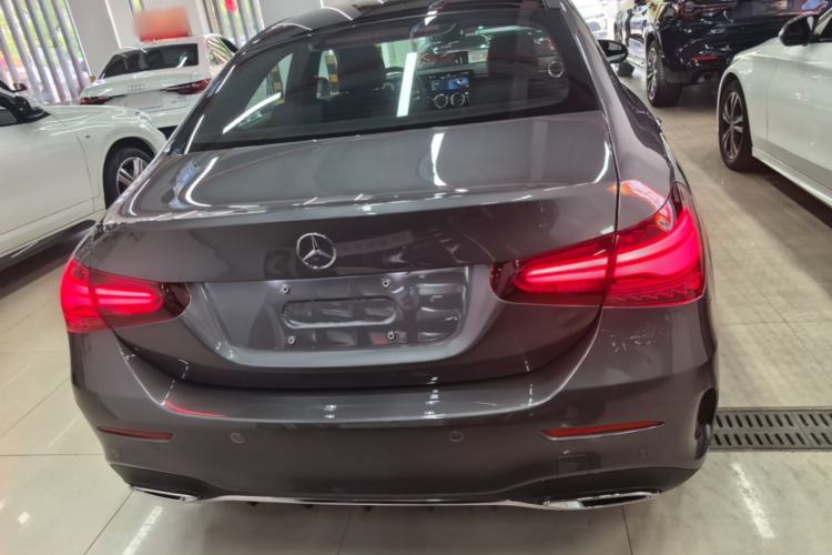 Mercedes-Benz A 200 L 2025 — 5