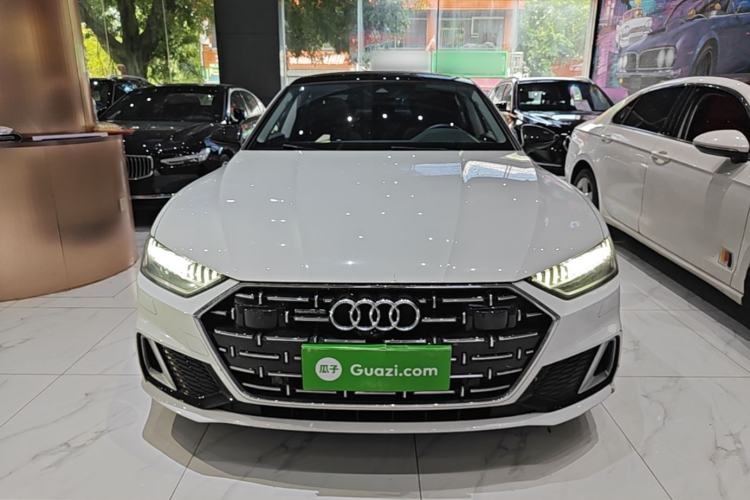 Audi A7 2022 — фото 2