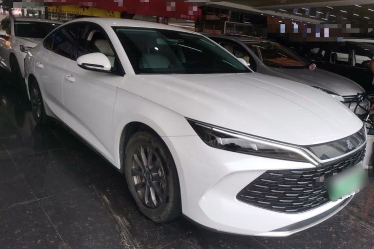 BYD Qin L 2024 — 3