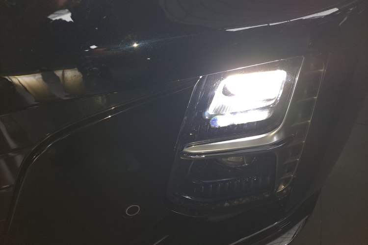 Hongqi H5 2025 — 3