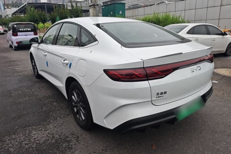 BYD Qin L 2024 — 4