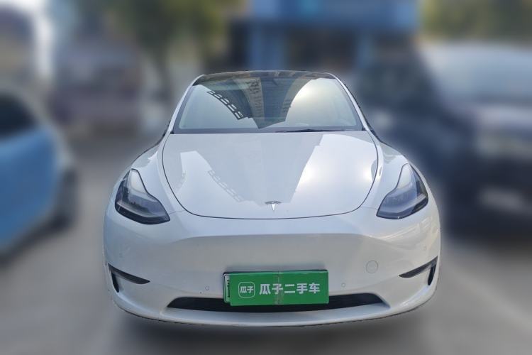 Tesla Model Y 2021 — 2