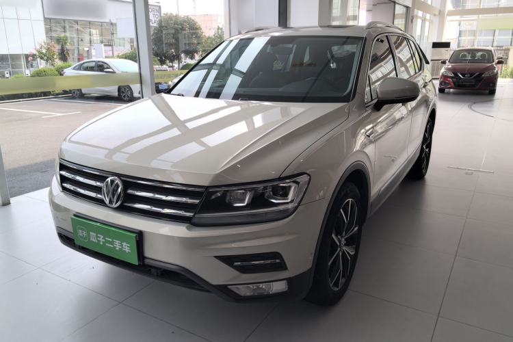 Volkswagen Tiguan L 2020 — фото 1
