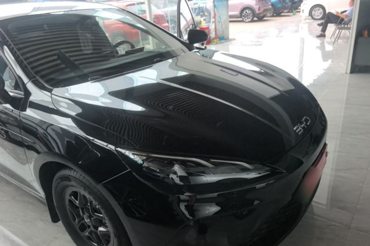 BYD Seal 05 DM-i 2025 — фото 3