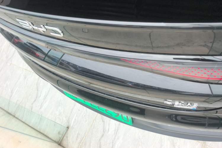 BYD Seal 05 DM-i 2025 — фото 5