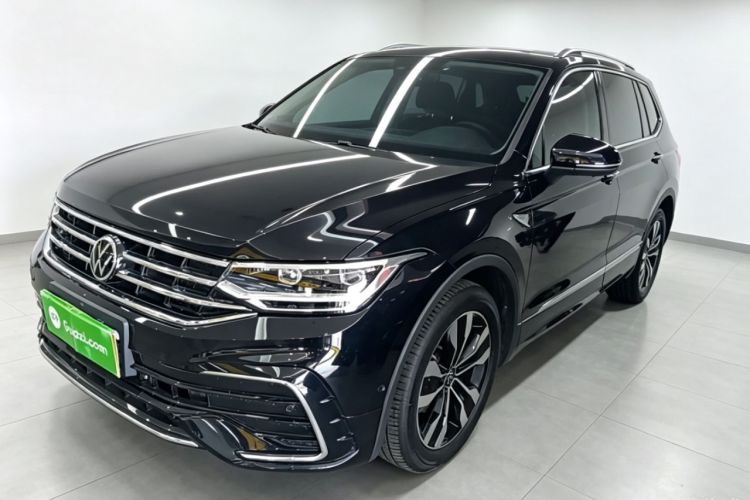 Volkswagen Tiguan L 2025 — фото 1