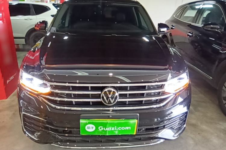 Volkswagen Tiguan L 2025 — фото 2