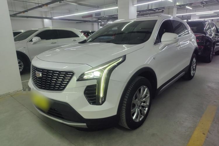 Cadillac XT4 2021 — фото 1