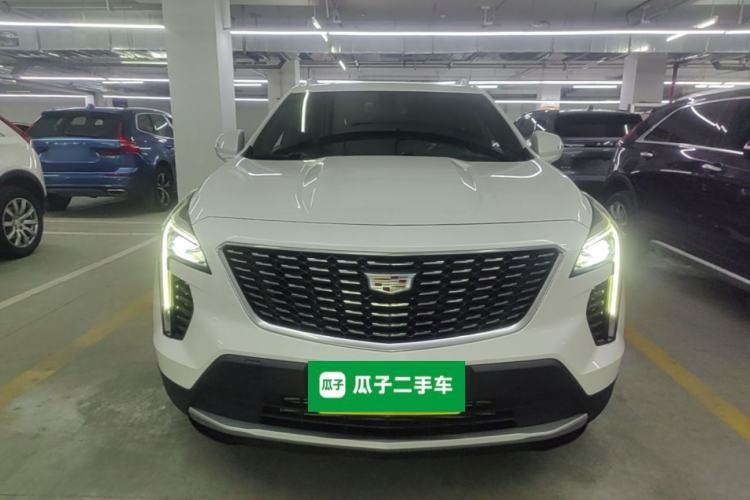 Cadillac XT4 2021 — фото 2