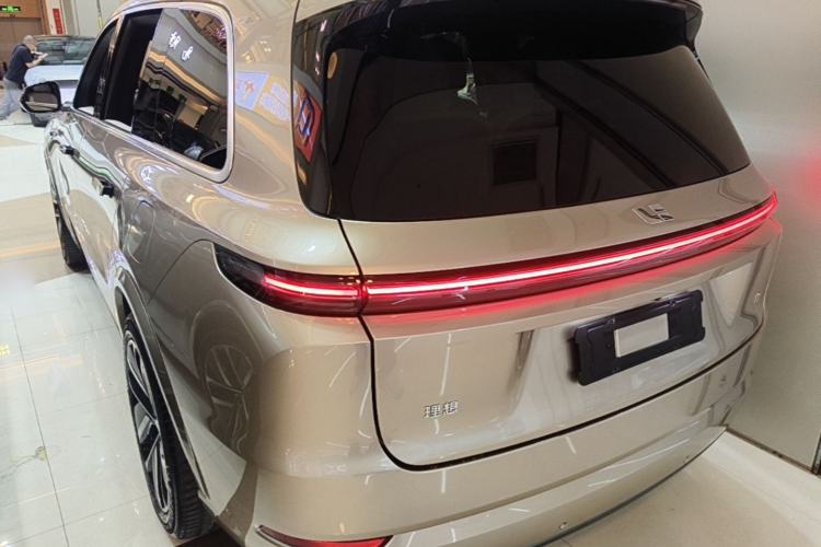 Li Auto L9 2024 — 4
