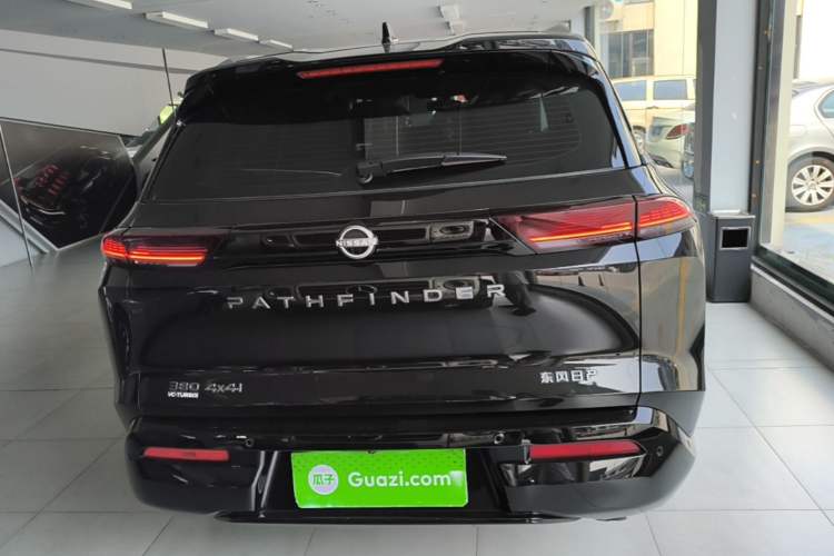 Nissan Pathfinder 2024 — 5